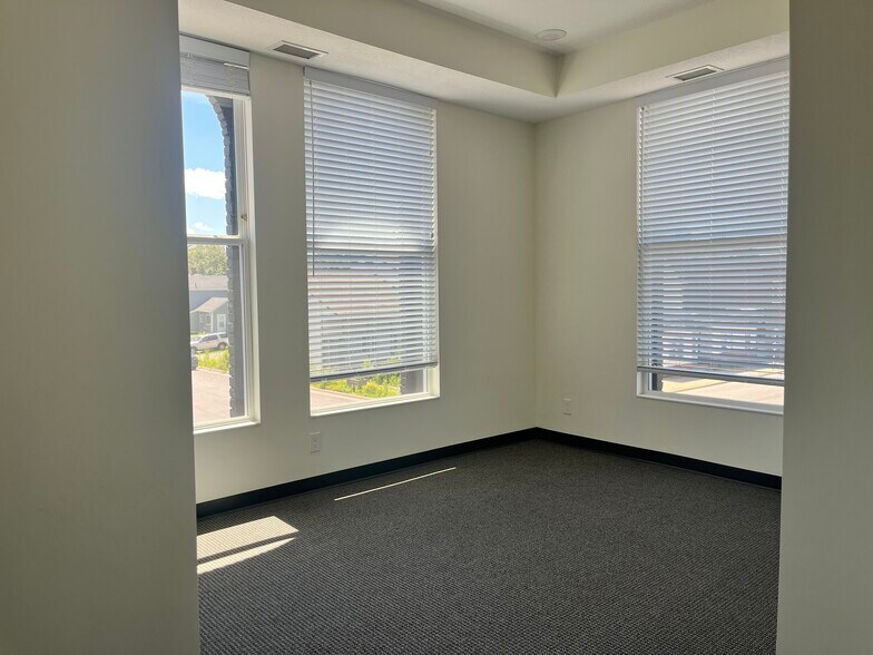 More Photos Of 1179 7th St E, Saint Paul Apartments For Sale