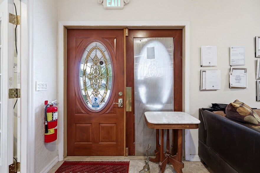 More Photos Of 3526 Ellis Ln, Mims Freestanding For Sale