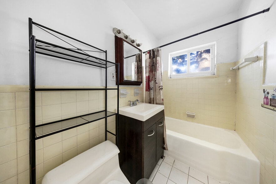 More Photos Of 625 75th St, Miami Beach Apartments For Sale