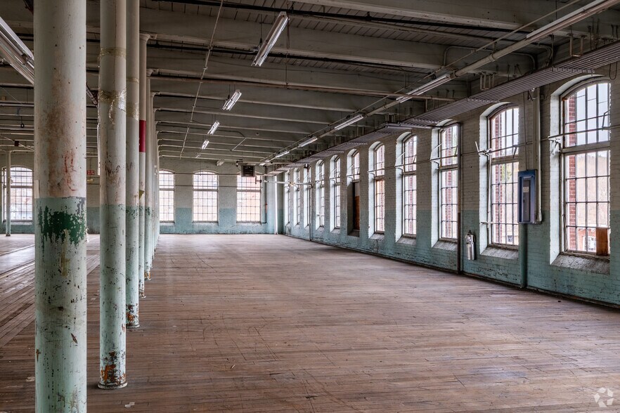 More Photos Of 90 South Street, West Warren Manufacturing For Sale