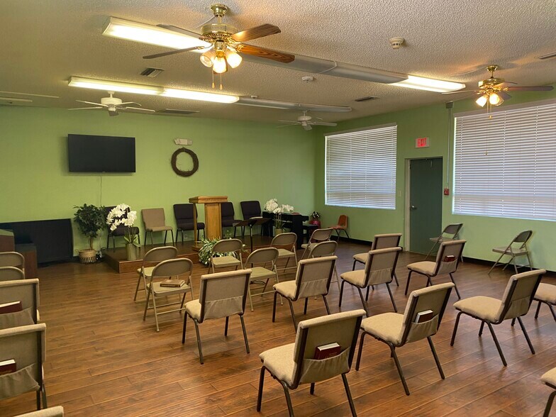 More Photos Of 630 W 17th Pl, Tempe Schools For Lease