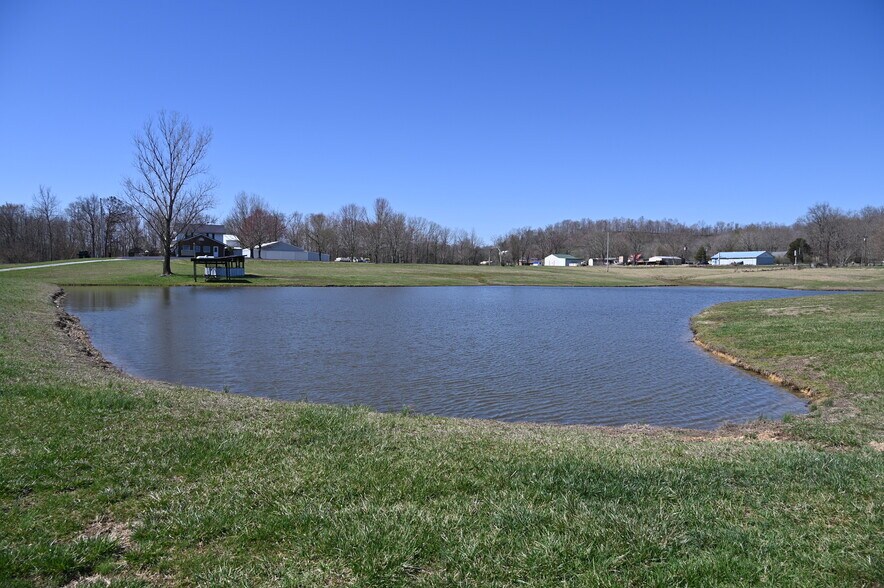 More Photos Of 8521 Liberty Rd, Campbellsville Land For Sale