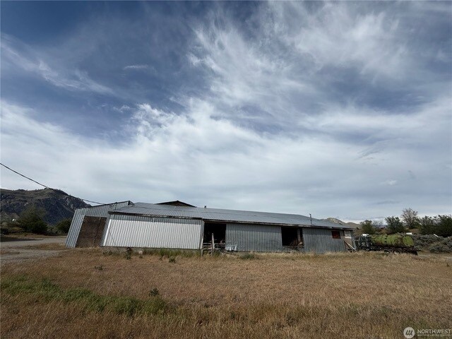 More Photos Of 21 Havillah Rd, Tonasket Industrial For Sale