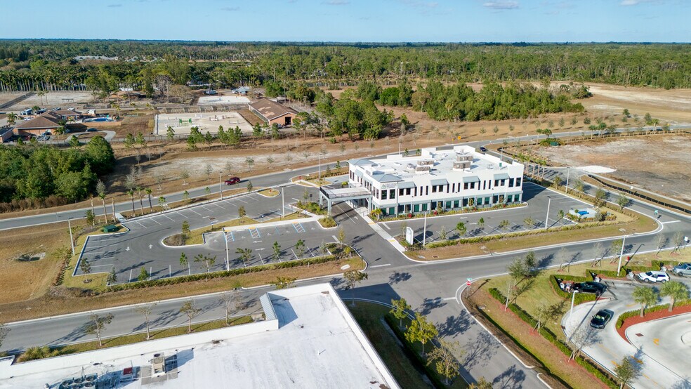 More Photos Of 15440 Tangerine Dr, Loxahatchee Groves Medical For Lease
