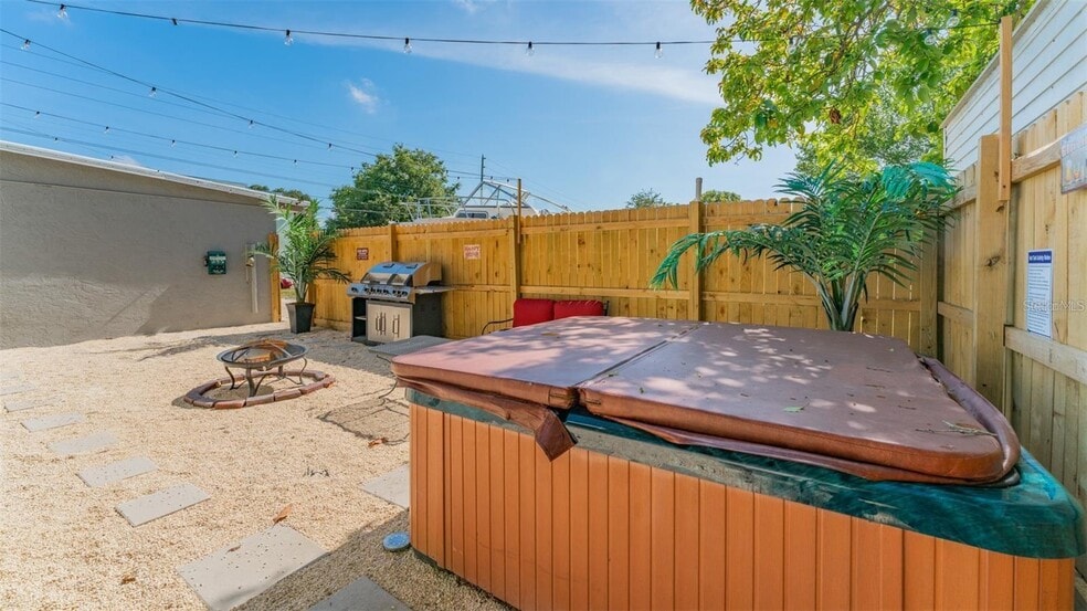 More Photos Of 1668 28th Ave N, Saint Petersburg Multifamily For Sale