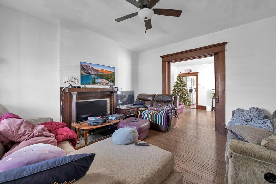 More Photos Of 2406-2408 Indianola Ave, Columbus Apartments For Sale