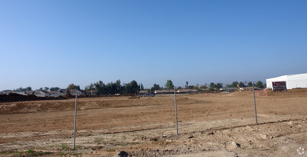 More Photos Of 6638 Doolittle Ave, Riverside Warehouse For Sale