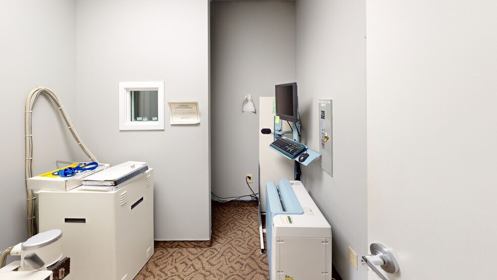 More Photos Of 4805 Park Rd, Charlotte Storefront Retail Office For Lease