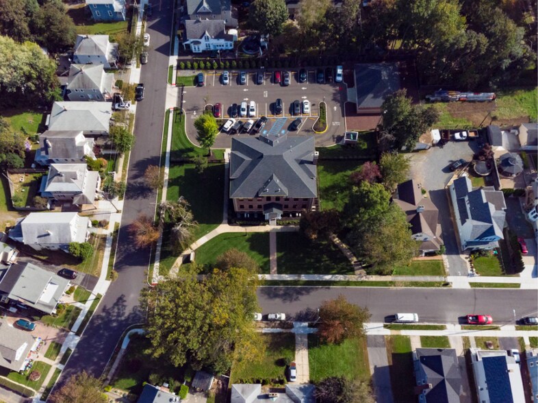 More Photos Of 54 Hudson St, Freehold Loft Creative Space For Lease