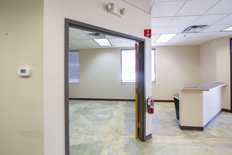 More Photos Of 6315 Monarch Park Pl, Niwot Research And Development For Lease