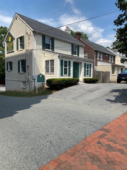 More Photos Of 4713 Maple Ave, Bethesda Office For Sale