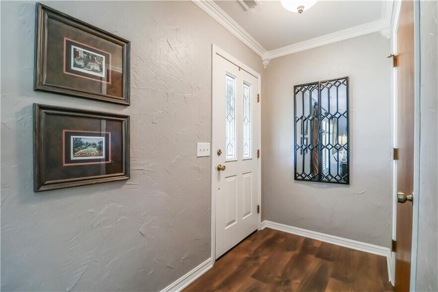 More Photos Of 5039 Primrose Rd, Springdale Specialty For Sale