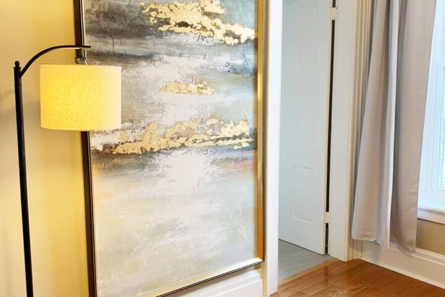 More Photos Of 458 Broadway, Kingston Storefront Retail Residential For Sale