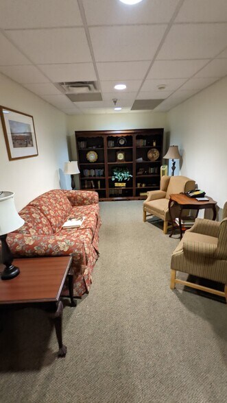 More Photos Of 3800 Oakleaf Rd, Brentwood Assisted Living For Sale