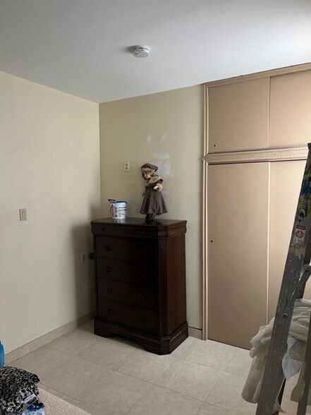More Photos Of 413 16th St, Union City Multifamily For Sale