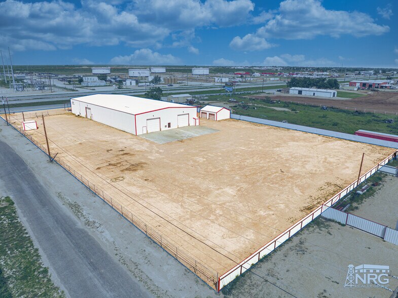 More Photos Of 1591 S US Highway 385, Andrews Warehouse For Lease