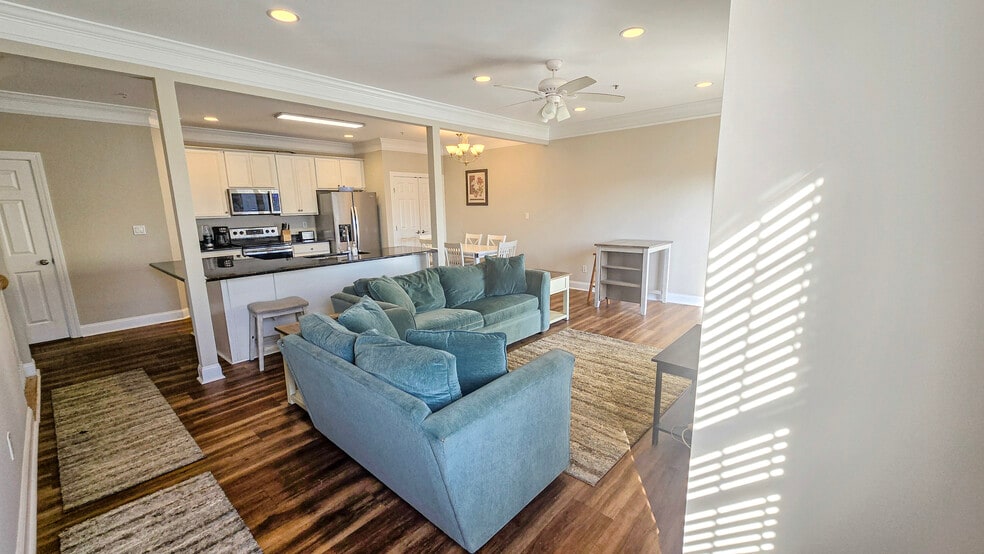 More Photos Of 5906-5908 Coastal Hwy, Ocean City Apartments For Sale