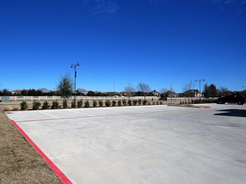 More Photos Of 8951 Collin McKinney Pky, McKinney Medical For Sale