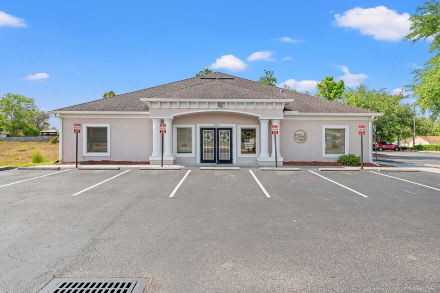 More Photos Of 7005-7011 Nightwalker Rd, Brooksville Medical For Lease