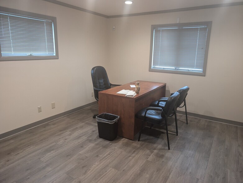 More Photos Of 92 Grape St, New Bedford Medical For Sale