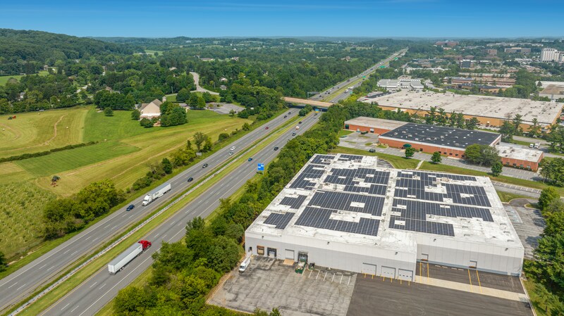 More Photos Of 10820 Gilroy Rd, Hunt Valley Warehouse For Lease