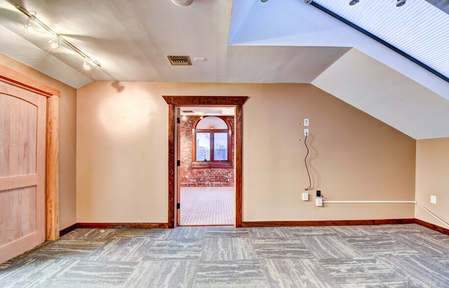 More Photos Of 615 Route 32, Highland Mills Office For Lease