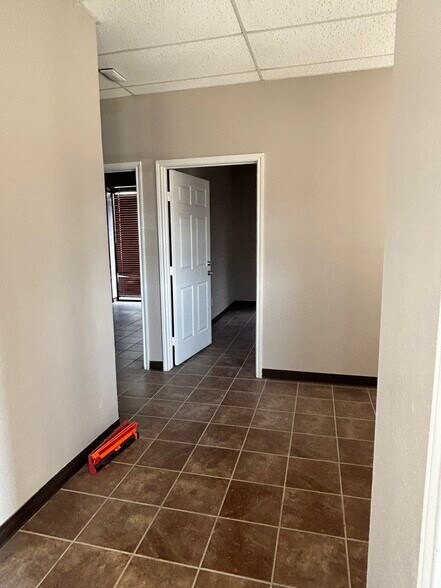 More Photos Of 12620 W County Road 133, Odessa Warehouse For Lease