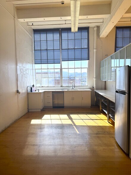 More Photos Of 375 Alabama St, San Francisco Manufacturing For Lease