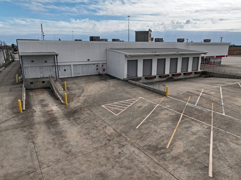 More Photos Of 4818 S Padre Island Dr, Corpus Christi General Retail For Sale