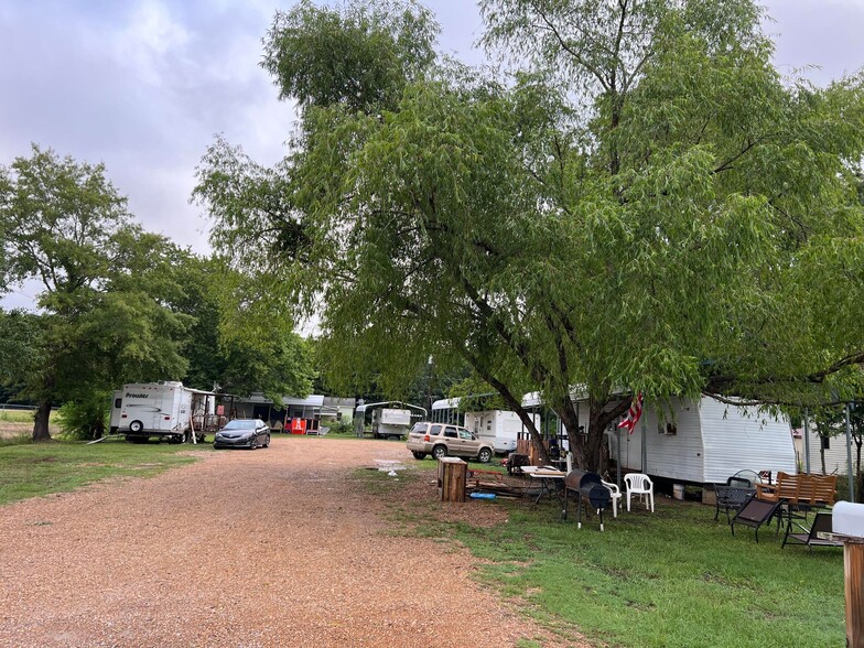 Primary Photo Of 201 Winston Rd, Columbus Manufactured Housing Mobile Home Park For Sale