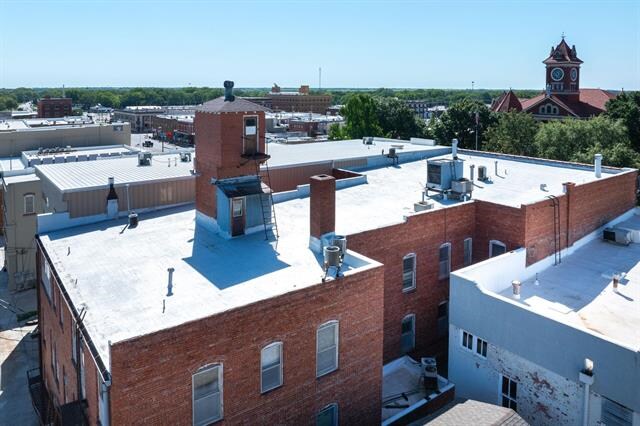 More Photos Of 226 W Central Ave, El Dorado Office Residential For Sale