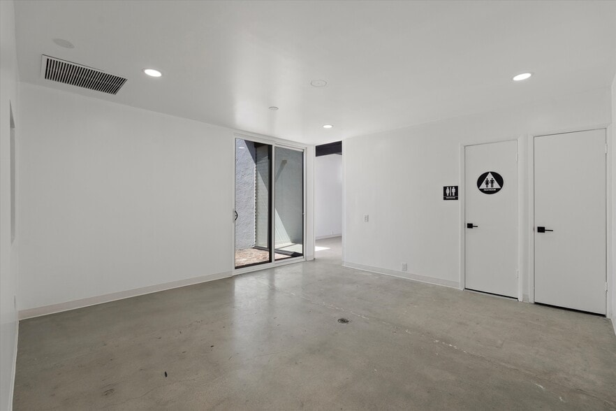 More Photos Of 805 S Gaffey St, San Pedro Loft Creative Space For Sale