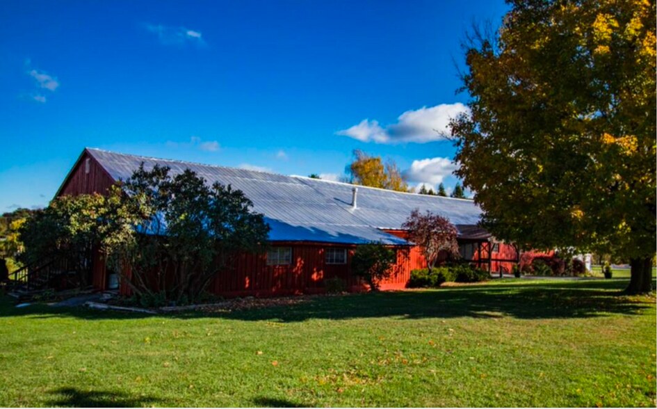 More Photos Of 3260 Greenbush Rd, Charlotte Lodge Meeting Hall For Sale