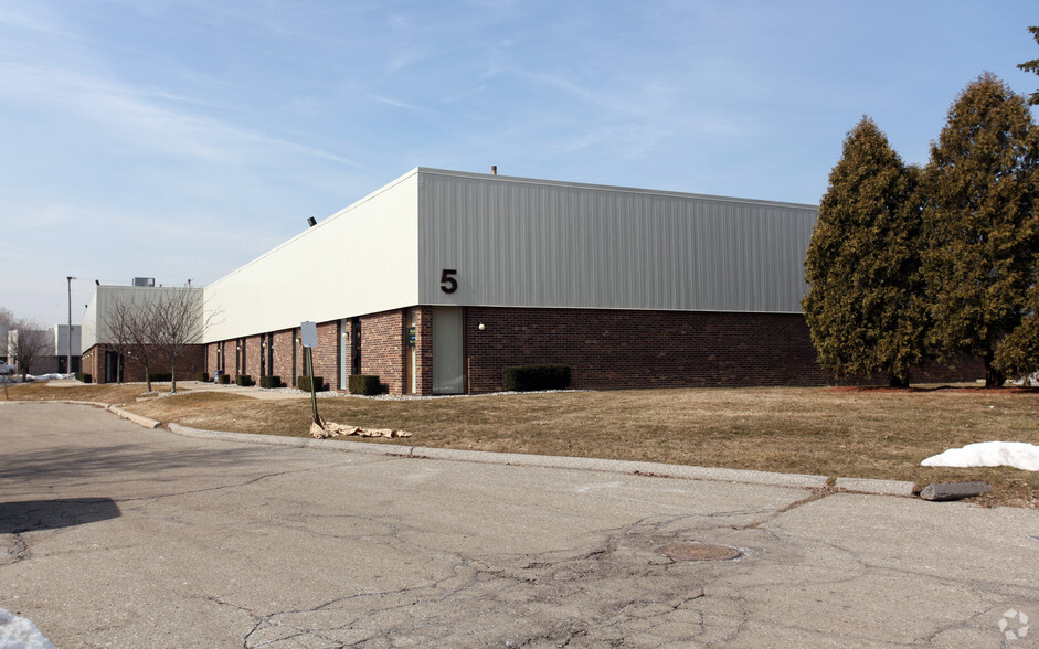 Primary Photo Of 2231-2243 Star Ct, Rochester Hills Warehouse For Lease