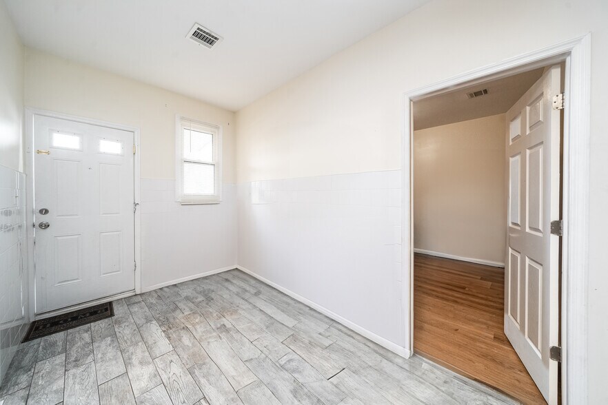 More Photos Of 339-343 E 28th St, Paterson Apartments For Sale