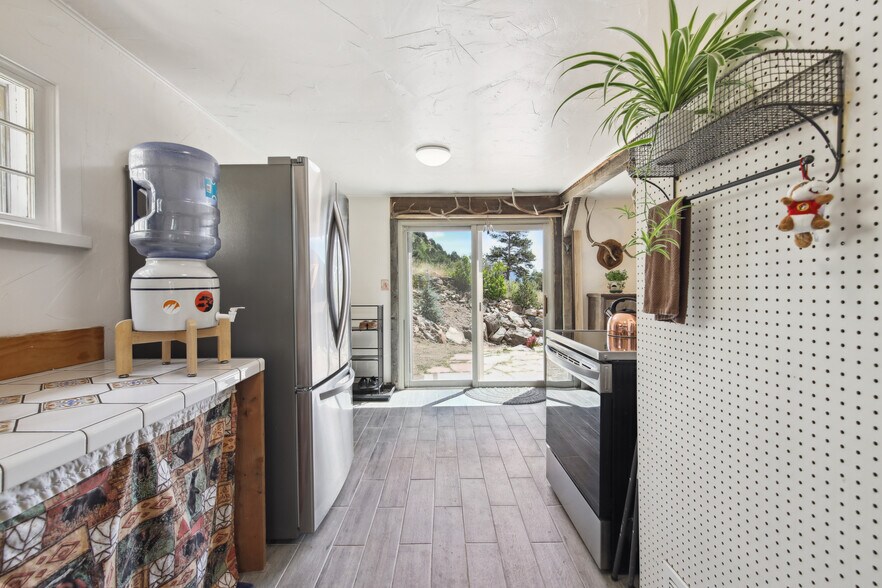 More Photos Of 1615 CO Rd 308 Rd, Dumont Freestanding For Sale