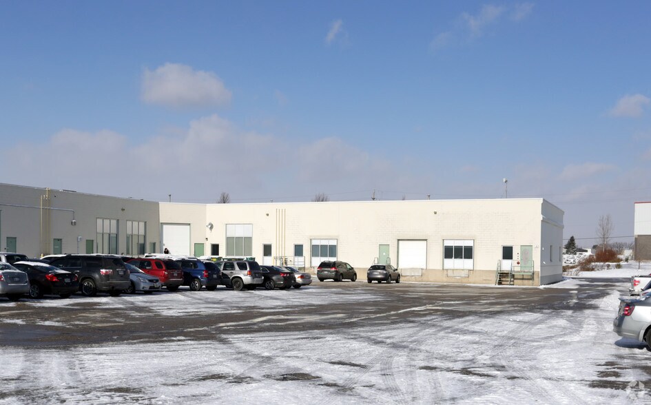 More Photos Of 1165 Franklin Blvd, Cambridge Flex For Lease