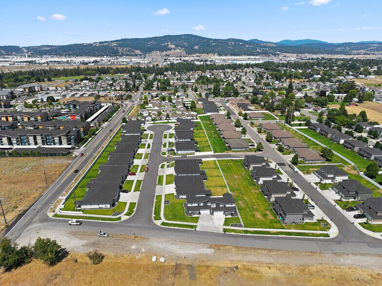 More Photos Of 17121 E Boone Ave, Spokane Valley Multifamily For Sale