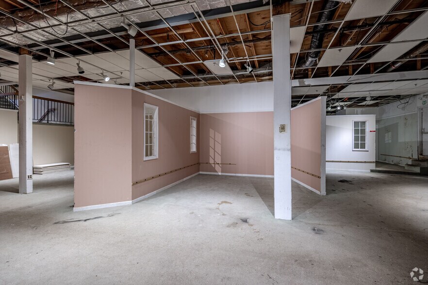 More Photos Of 43-45 Ridge Rd, North Arlington Storefront For Sale