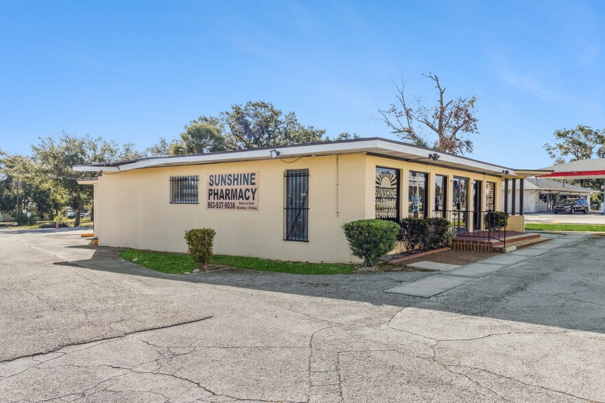 More Photos Of 1231 Lakeland Hills Blvd, Lakeland Freestanding For Sale