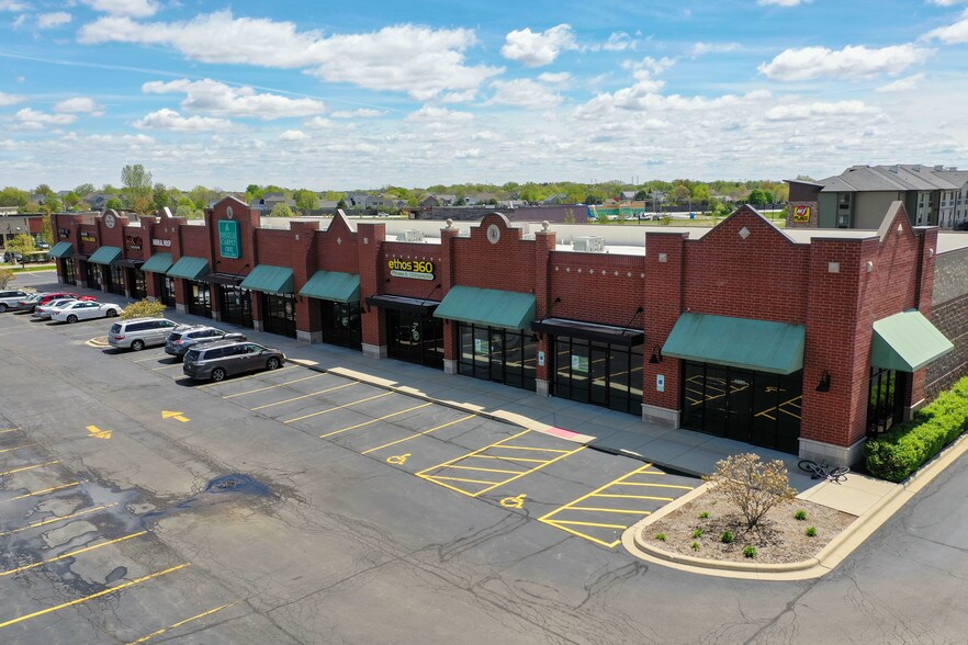 Primary Photo Of 1037-1061 W Orchard Rd, North Aurora General Retail For Lease