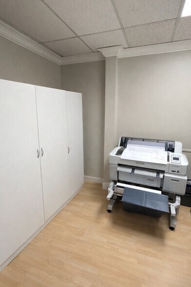 More Photos Of 26 Vitti st, New Canaan Office For Lease