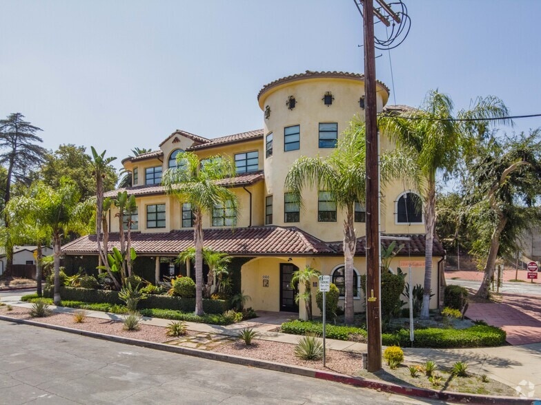 More Photos Of 5500 Balboa Blvd, Encino Office For Sale