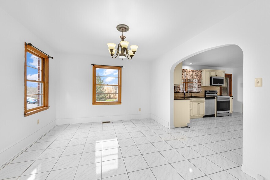 More Photos Of 140 Shartlesville Rd, Bernville Warehouse For Sale