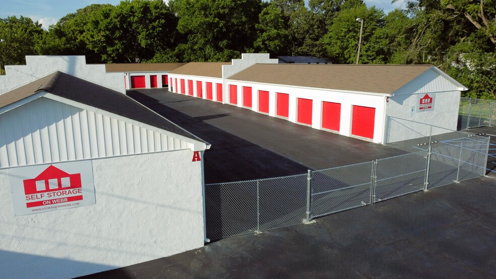 More Photos Of 1439 W Webb Ave, Burlington Self Storage For Sale