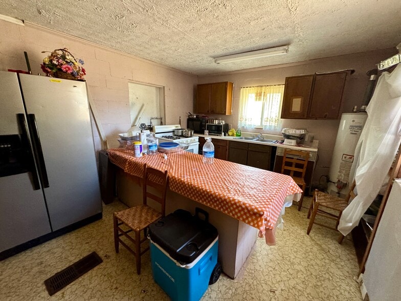 More Photos Of 4767 Williamson Zebulon Rd, Williamson Specialty For Sale