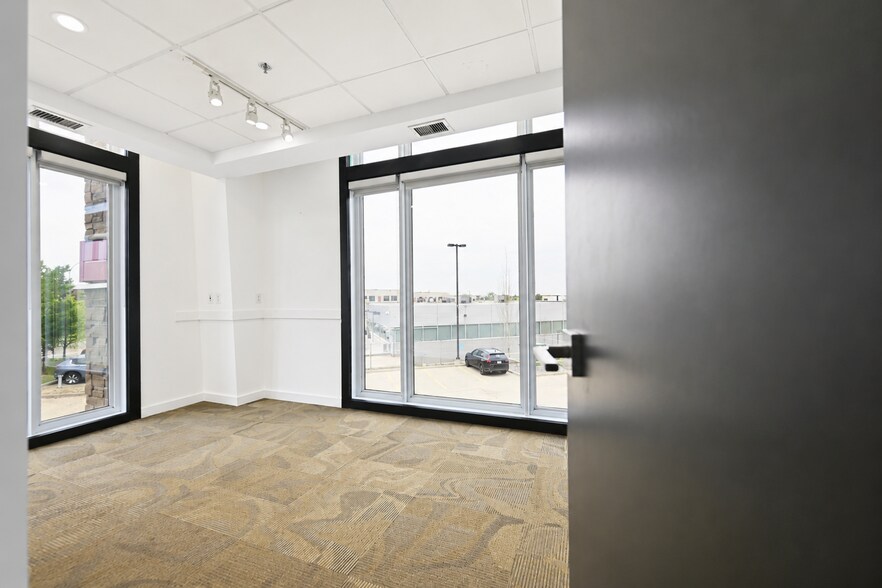 More Photos Of 2330 Ellwood Dr SW, Edmonton Specialty For Lease
