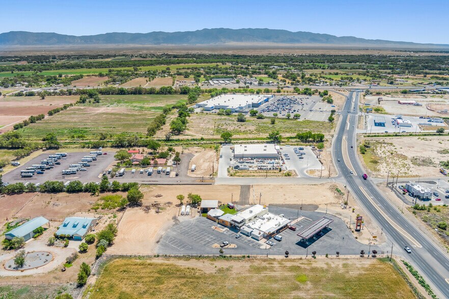 More Photos Of 51 I-25-byp Rd, Belen Convenience Store For Sale