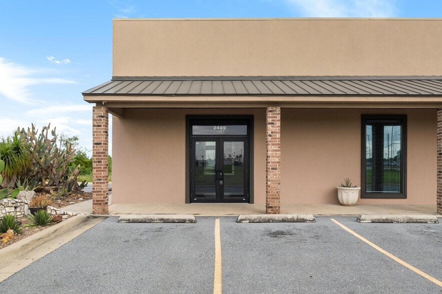 More Photos Of 2489 W Business Highway 77, San Benito Office For Lease
