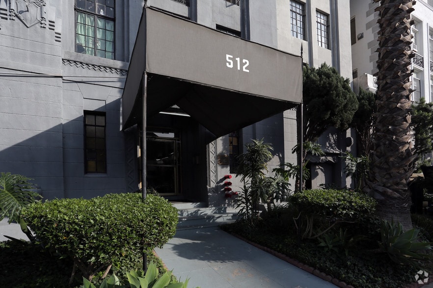 More Photos Of 512 S Hobart Blvd, Los Angeles Apartments For Sale